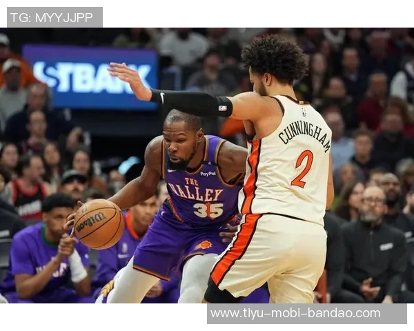 凯文奥利成为鹈鹕新主帅候选人引发广泛关注与讨论 凯文奥利成为鹈鹕新主帅候选人引发广泛关注与讨论